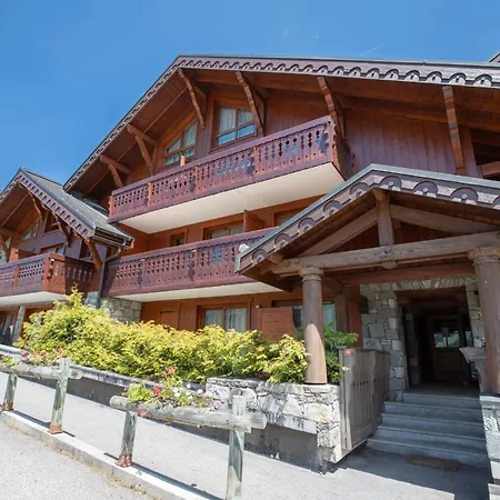 3 Bedrooms With Balcony Appartement *